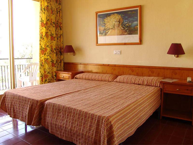 Doppelzimmer mit Balkon